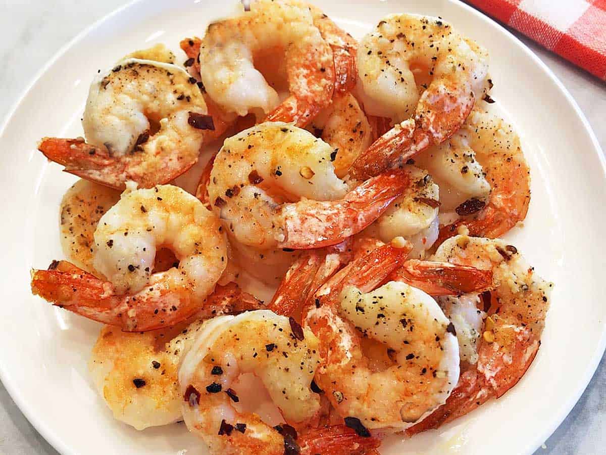 Serving baked shrimp.