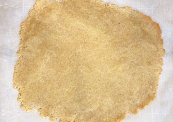 A baked almond flour crust.