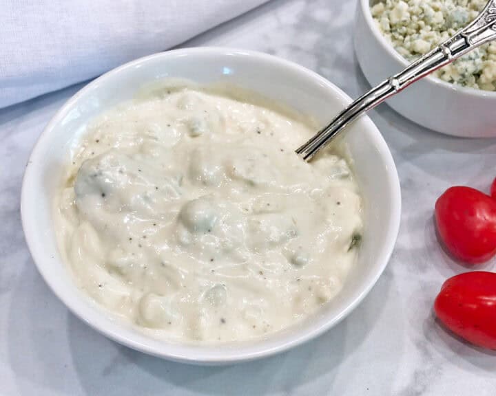 The dressing is served.