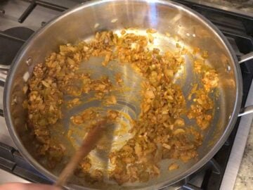 Spices were added to the onions.