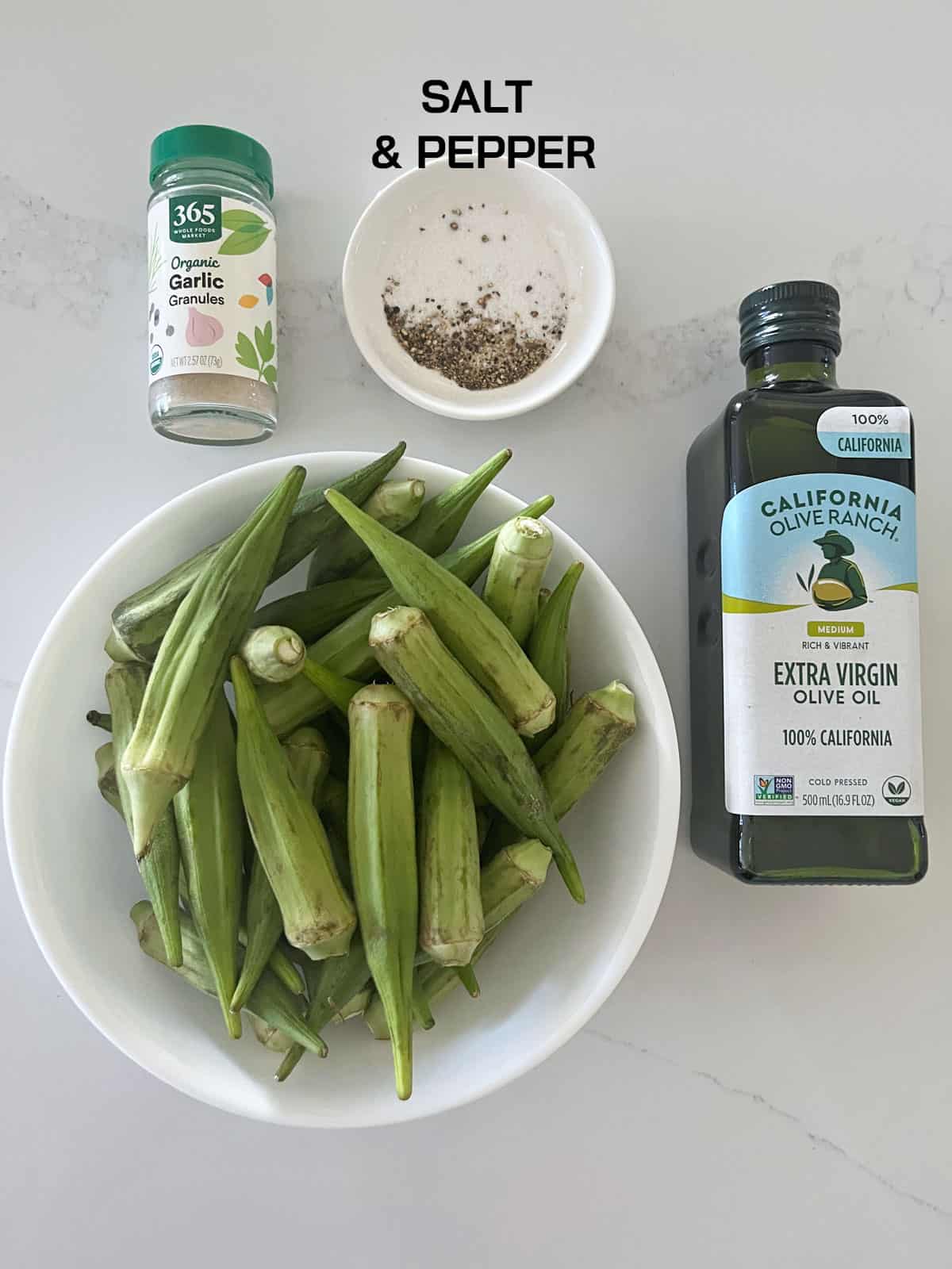 The ingredients needed for roasting okra.