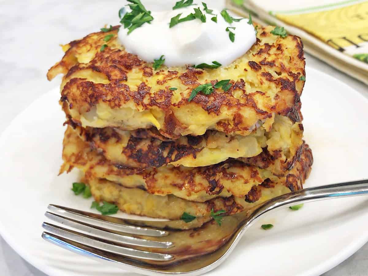 The fritters are served.