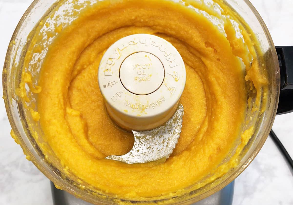 The mash is ready in the food processor.