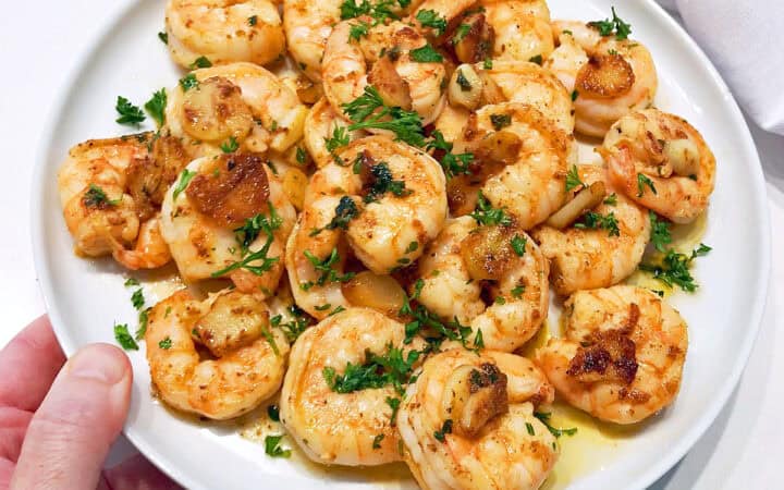 The shrimp are served.