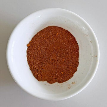 Taco spices in a bowl.