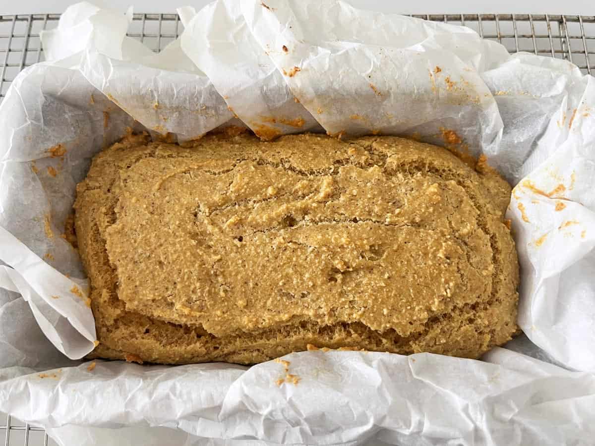 The bread is ready in the pan.