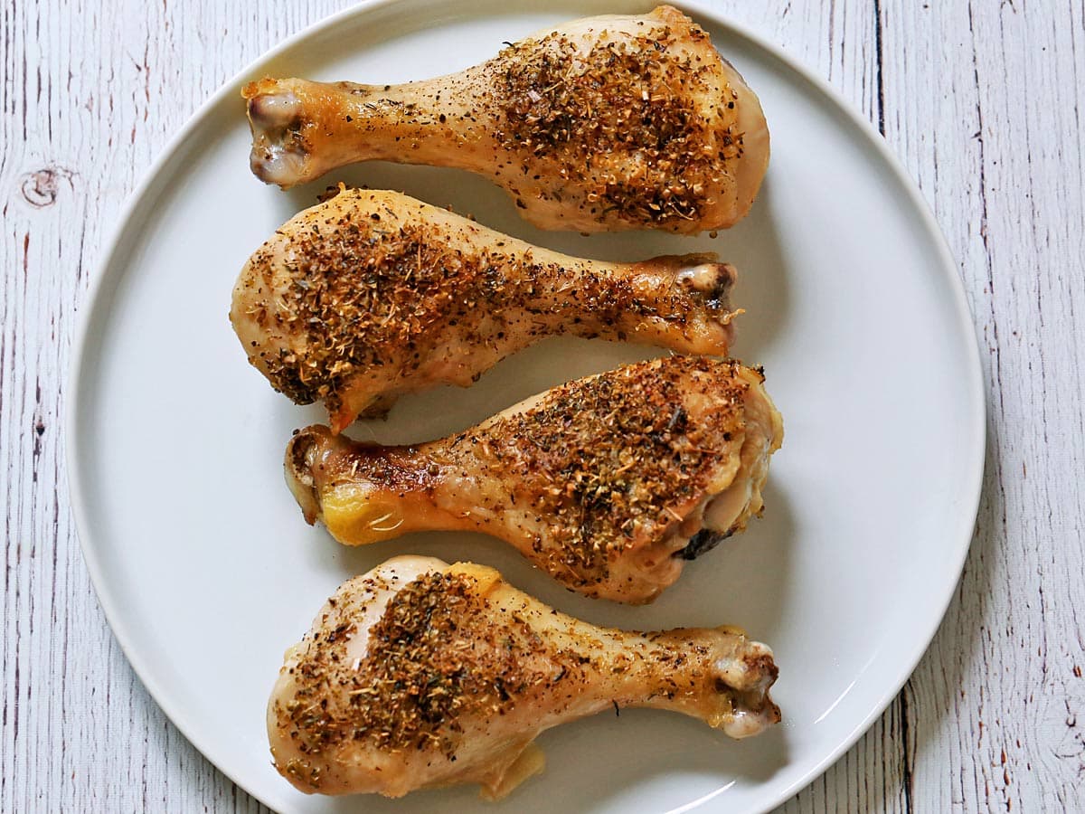 Chicken drumsticks were seasoned with Italian seasoning.